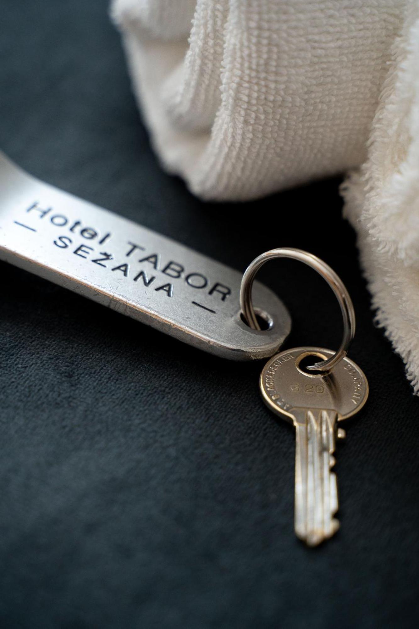 Hotel Tabor Sežana Eksteriør billede
